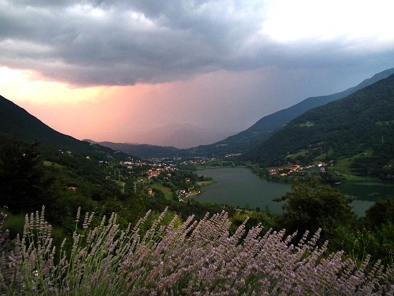 le soir avant l'orage ...